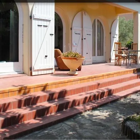 Villa A L'ombre Des Muriers - Grande Avec 3 Grandes Terrasses A 2 Pas De La Et Du Port Saint-Cyprien (Pyrenees-Orientales)